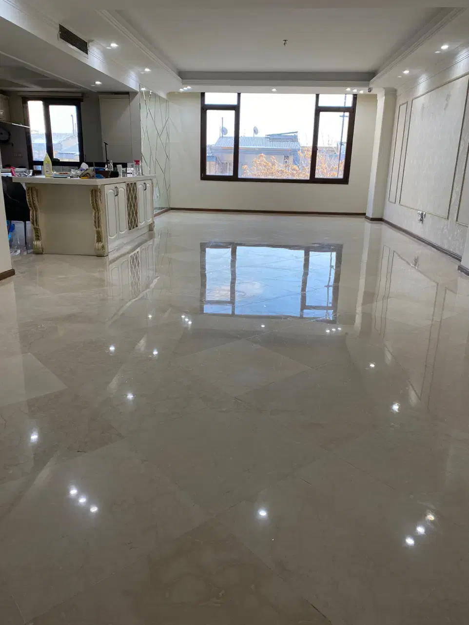 کفسابی ایزدشهر و سنگسابی ایزدشهر؛اجرای تخصصی ساب سنگ و براق‌سازی انواع کف